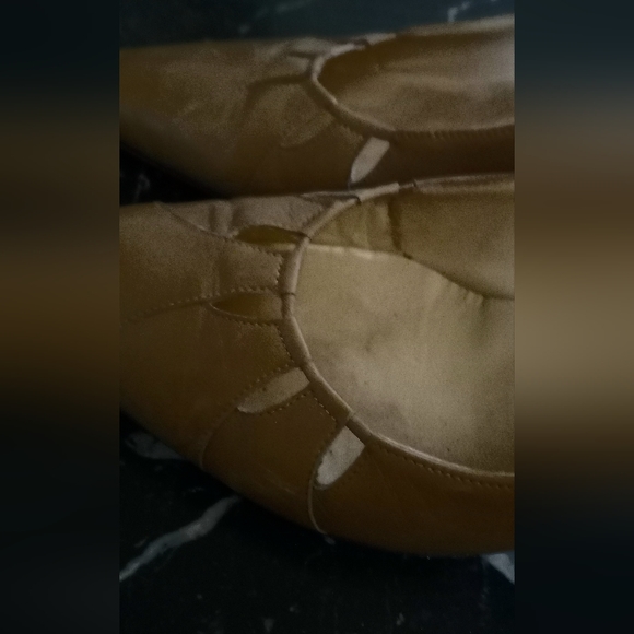 FERRAGAMO 8.5 B Width - Picture 9 of 9